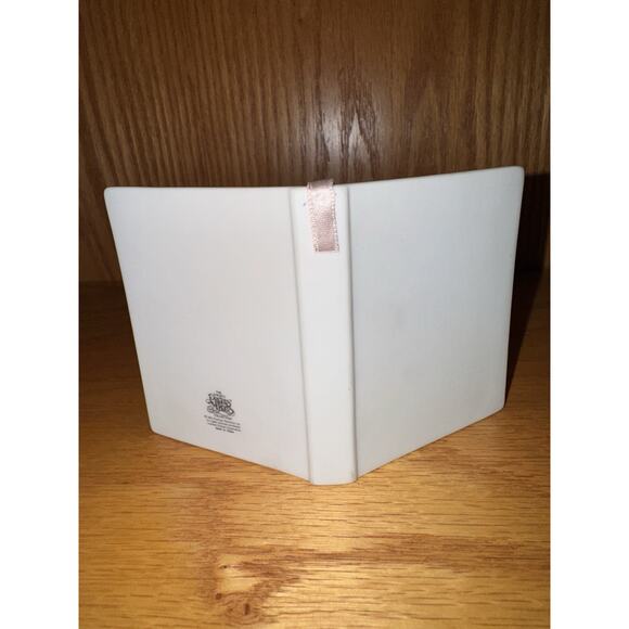 Precious Moments "Footprints In The Sand" 1993 #50287 - Picture 3 of 9